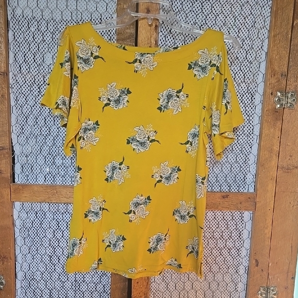 LOft Tops - Floral Yellow Women's Top with Open Shoulders Size Small-Loft-FC